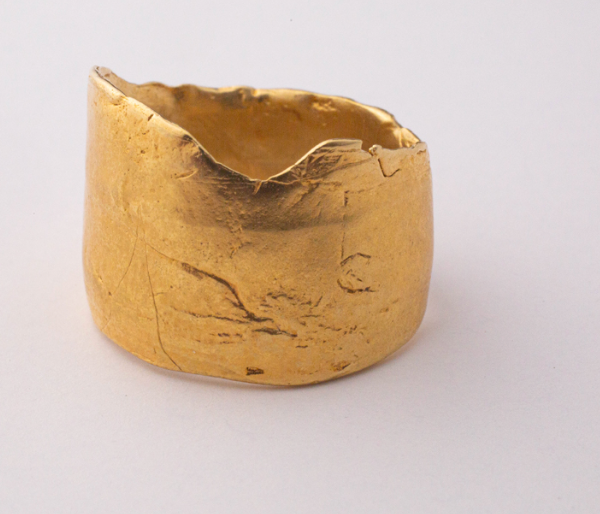 Alaya Ring by Takara