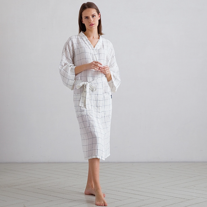 Alma off-white linen robes by Linen Me