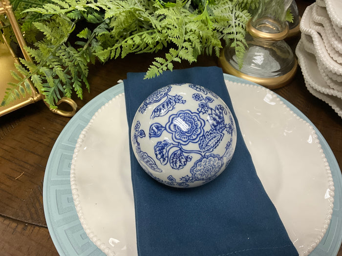 Blue patterned balls large