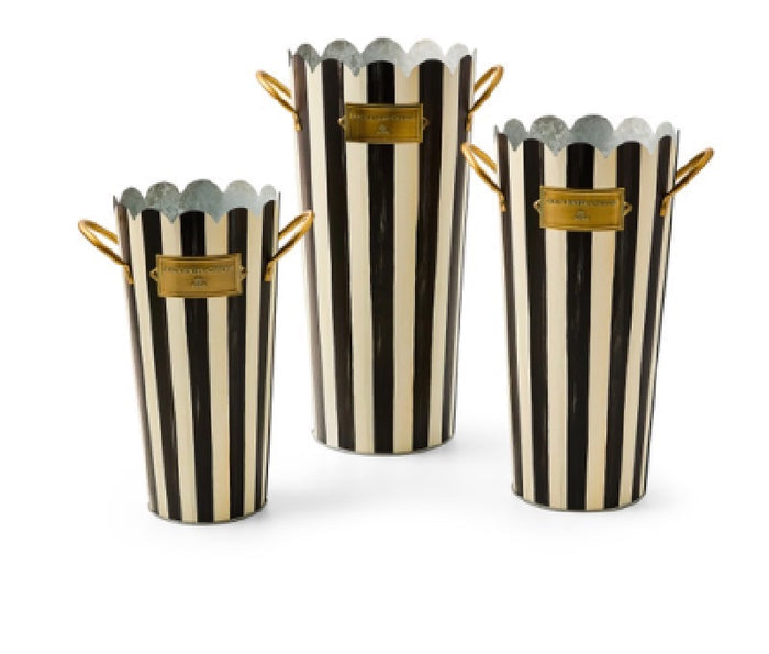 Courtly stripe flower bucket