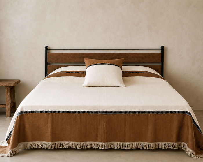 Etienne linen coverlet by Libeco