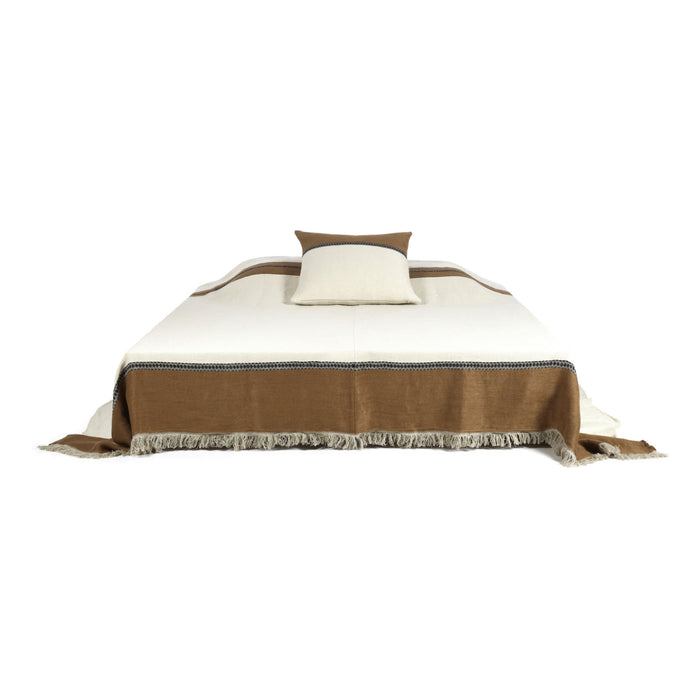 Etienne linen coverlet by Libeco