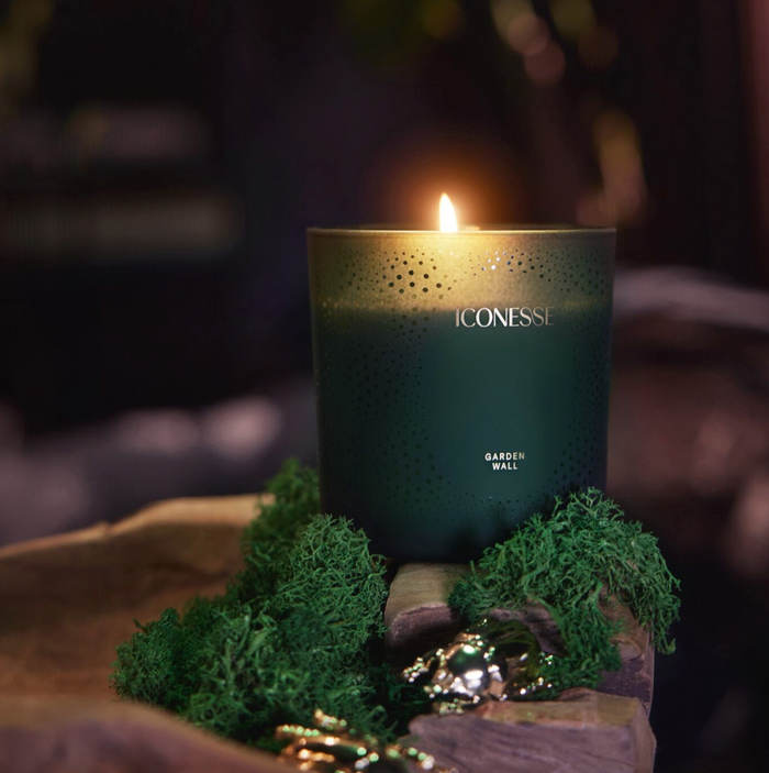 Garden Wall candle by Iconesse