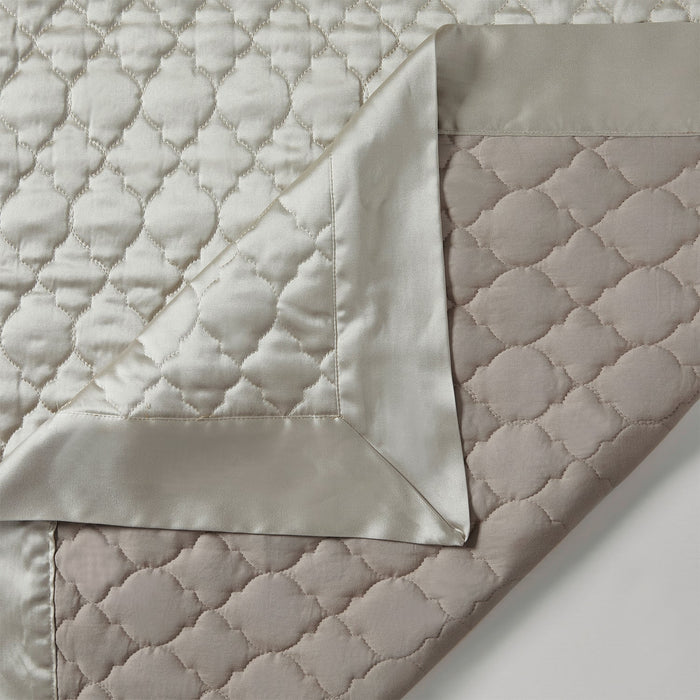 High Shine Satin Quilt