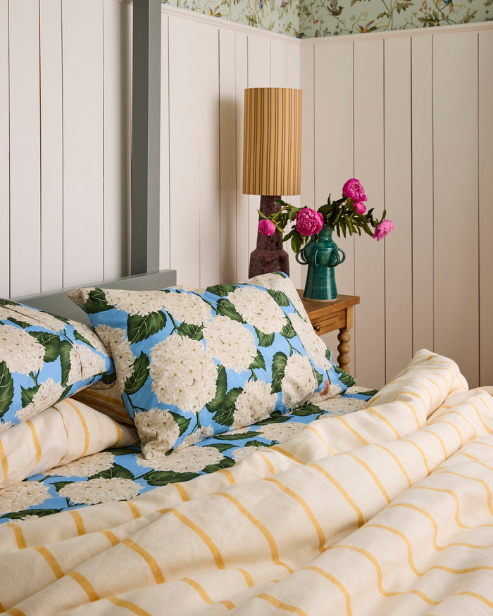 Hydrangea Blue Organic Cotton Fitted Sheet