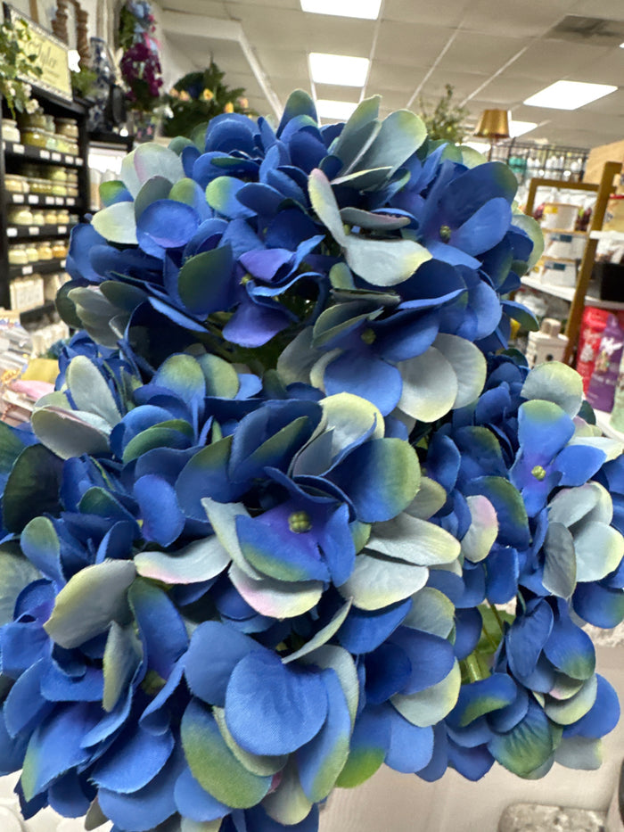 HYDRANGEA BUSH 23”H