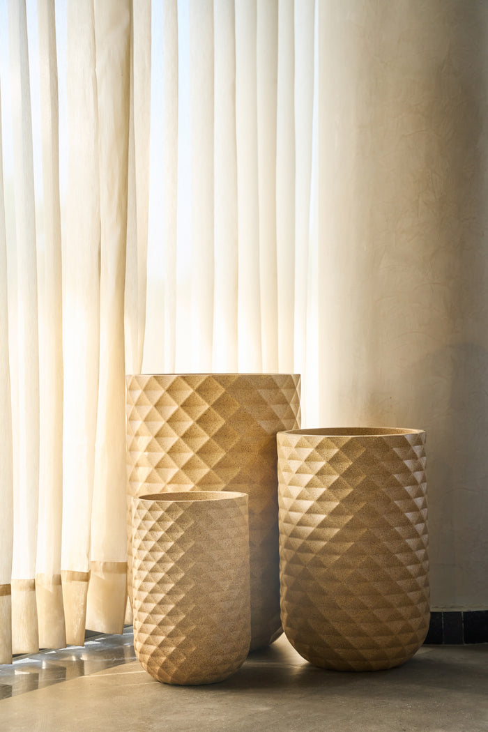 Greenri I-Grandeur large statement planter - product view 3