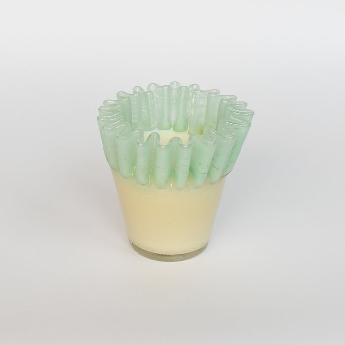 Kiki Candle - Petal Dynasty