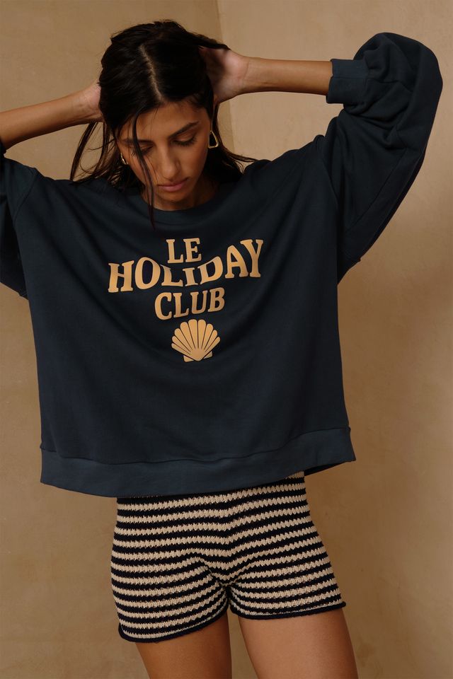 Le Holiday Club Sweater - Navy and Sand