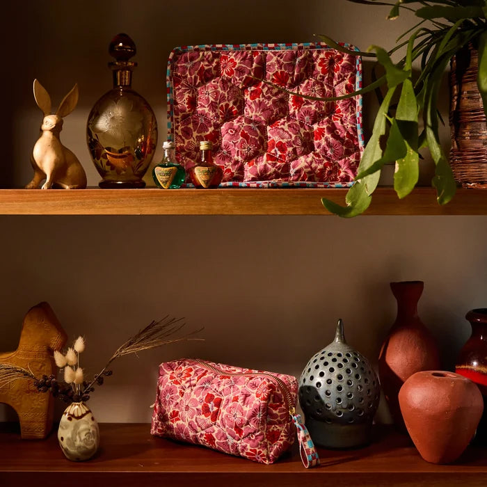 Magnolia Vanity Bag - Poppy