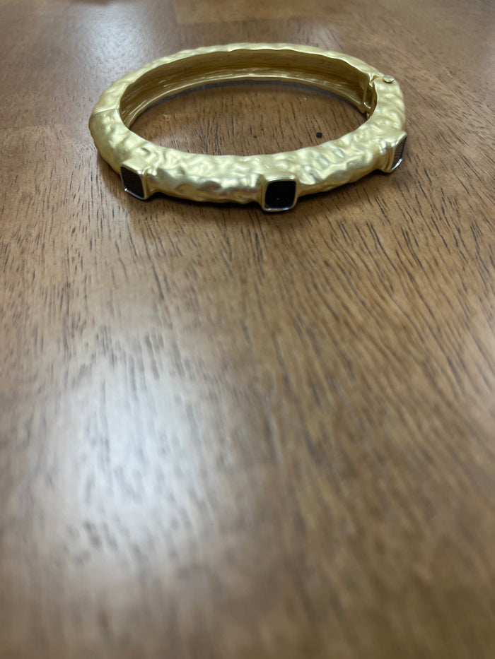 Matte gold hinged bracelet