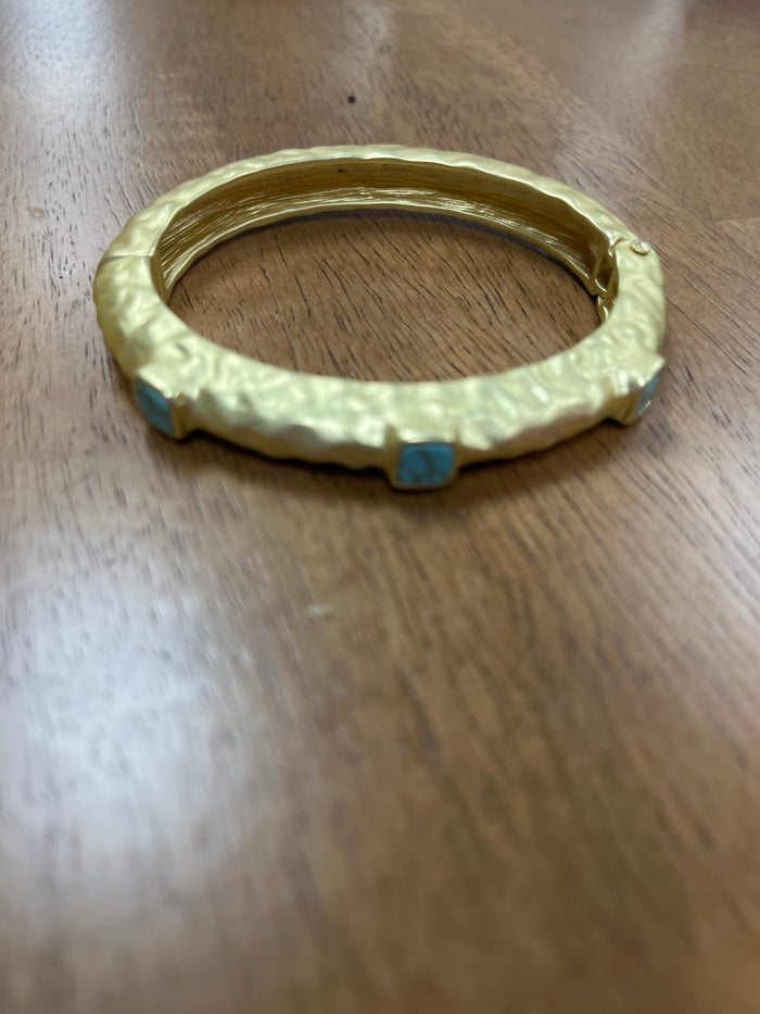 Matte gold hinged bracelet
