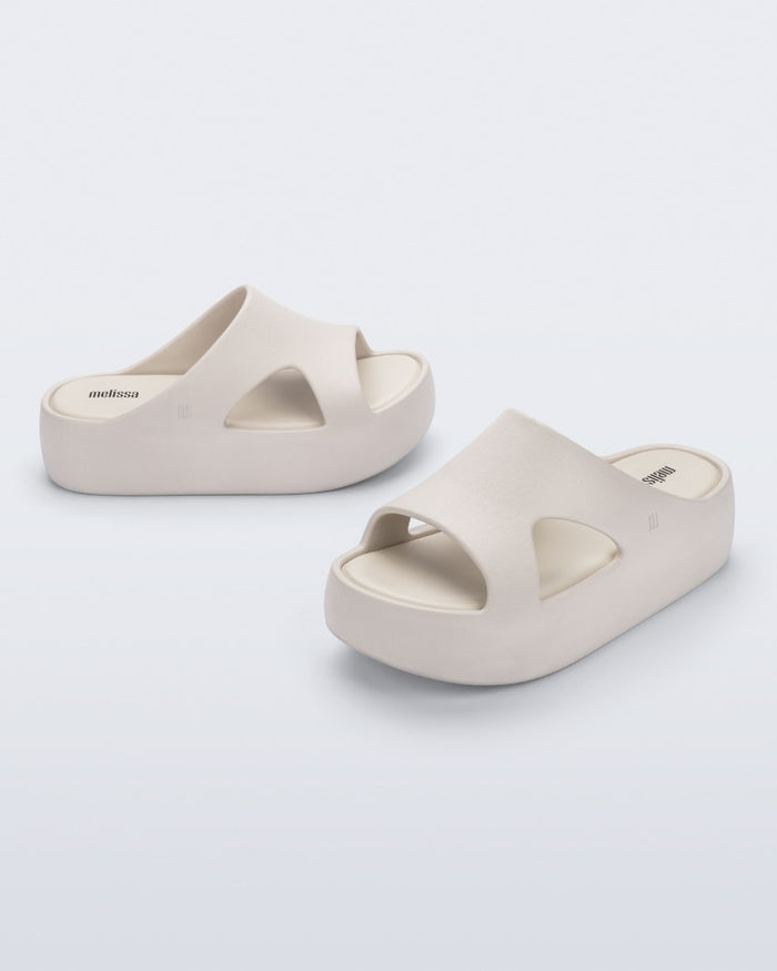 Melissa Free Cut Out Platform - Beige