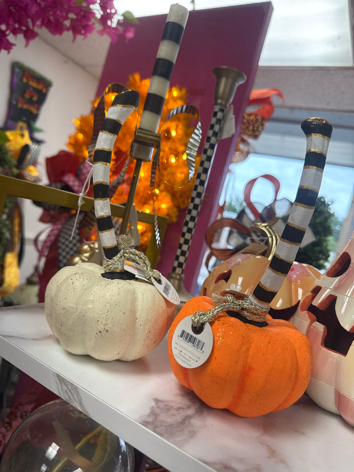 Orange or Cream Pumpkin, Sm,, Resin, 4.5"