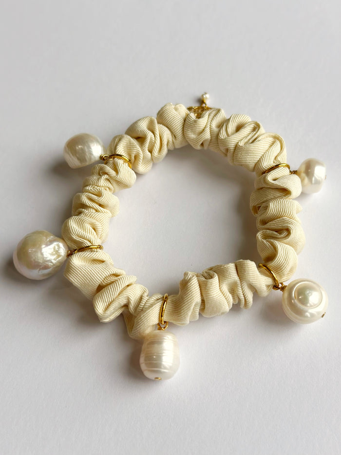 Pearl Moire Scrunchies - Cream