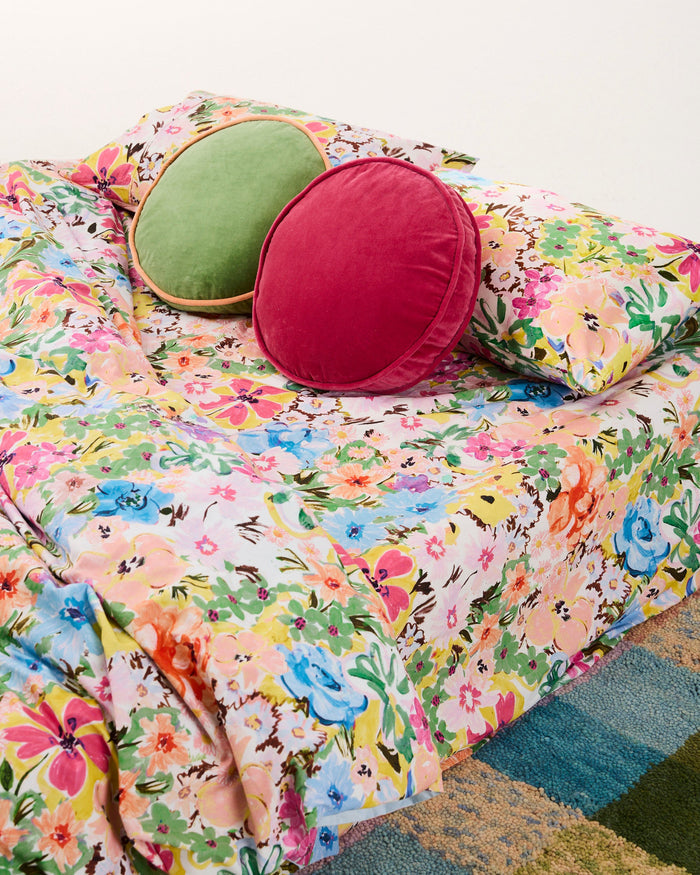 Pesto Velvet Pea Cushion