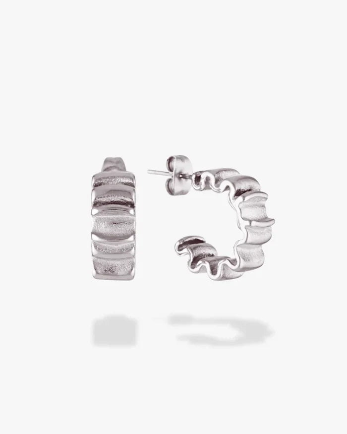 Poppy Wrinkle Earrings - Silver
