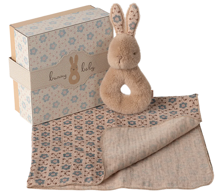 Rabbit rattle set