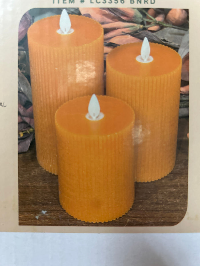 Ribbed led pillar candle