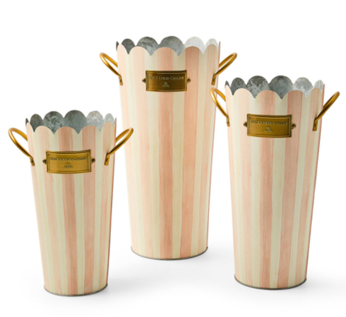 Rosy stripe flower bucket