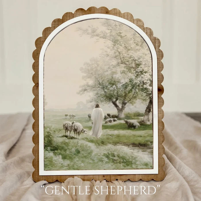 Scalloped Arch Wooden Frame - 10x14
