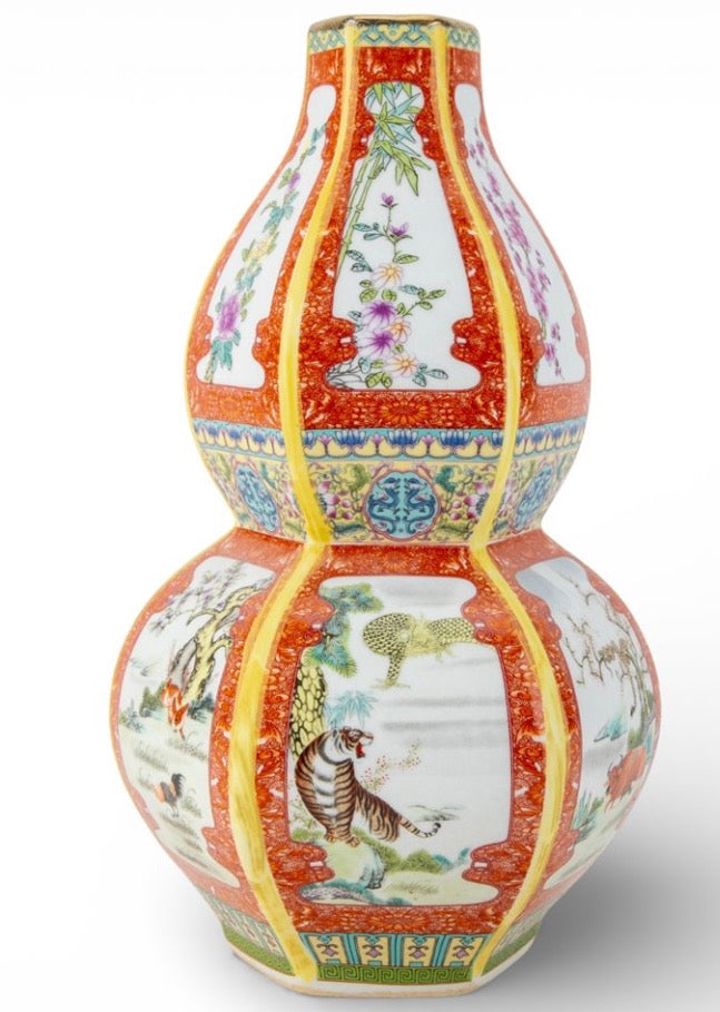 Small Painted Hex Gourd Vase Animal