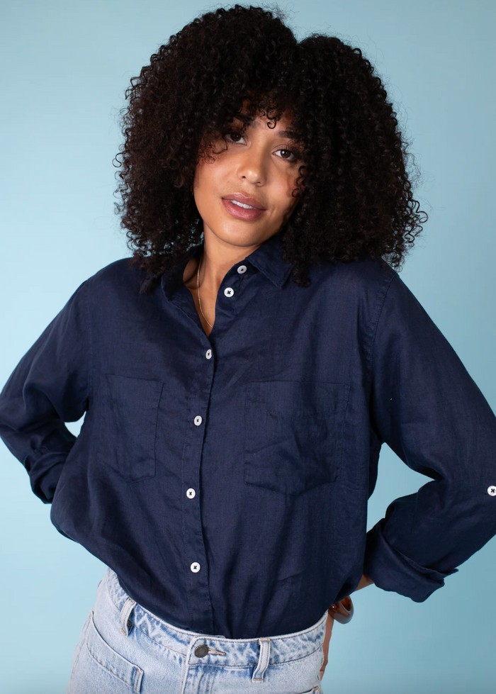 The Boyfriend Linen Shirt - Forever Navy