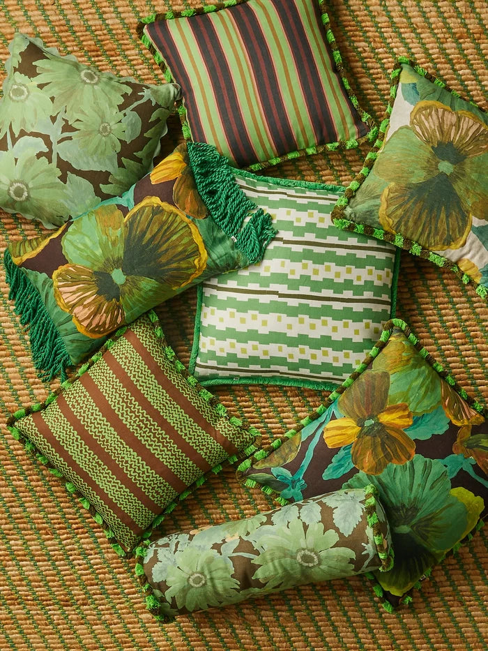 Wild Pansy Emerald Rectangle Cushion